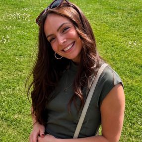 Victoria, Babysitter i Frederiksberg
