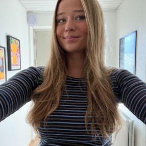 Laura, Babysitter i Odense
