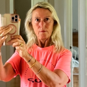 Gitte Elisabeth, Babysitter i Fårevejle Stationsby