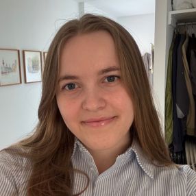 Manja, Babysitter i Ishøj