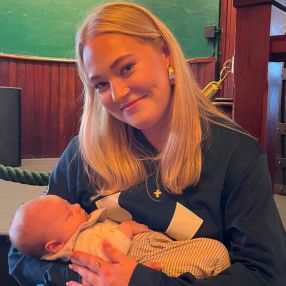 Anna, Babysitter i Odense