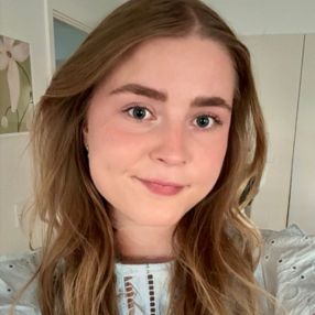 Maren Kirstine, Babysitter in Aalborg