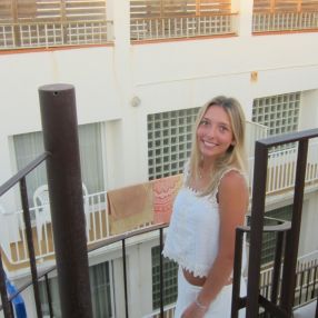 Andrea, Babysitter i København