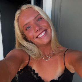 Emilie, Babysitter i Kolding
