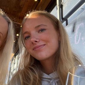 Mille Sondrup, Babysitter i Odder