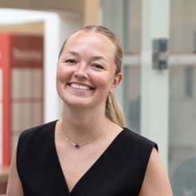 Cecilie, Babysitter in Greve