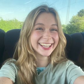 Sophia, Babysitter i Odense