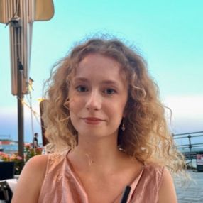 Frida, Babysitter i København