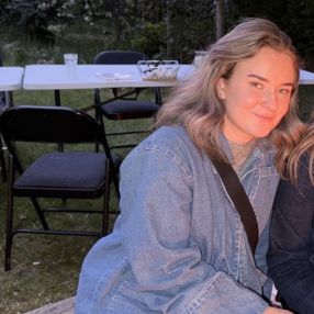 Cecilie-Clara, Babysitter i Skælskør