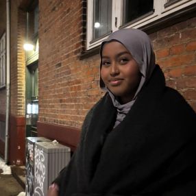 Hana, Babysitter i København