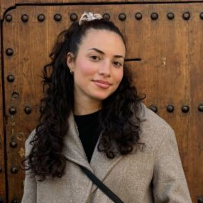 Anne Lis, Babysitter i København