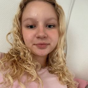 Monika, Babysitter i Vemmelev