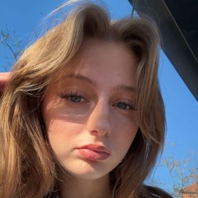 Liva, Babysitter i Søborg