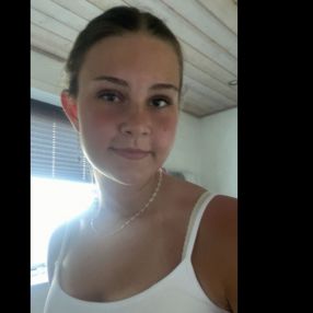 Emma, Babysitter i Sønder-Omme
