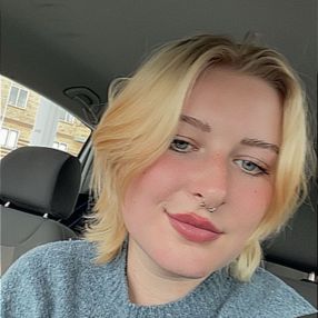 Mathilde, Babysitter i Esbjerg
