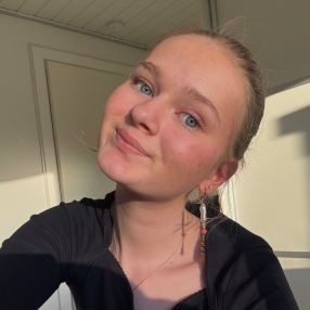 Emilie, Babysitter in Kastrup