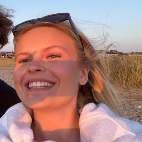 Asta, Babysitter i Ølstykke