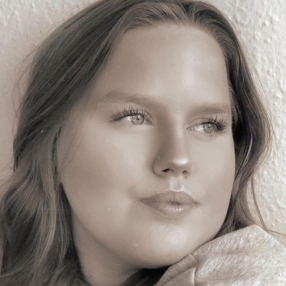 Jasmin, Babysitter in Haslev