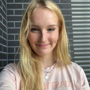Karoline Grønkjær, Babysitter in Birkerød