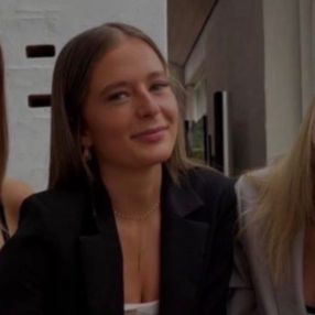 Liva, Babysitter i Egå