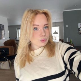 Celine, Babysitter i Struer