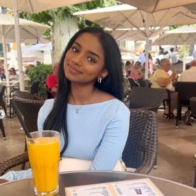 Swetha, Babysitter i Horsens