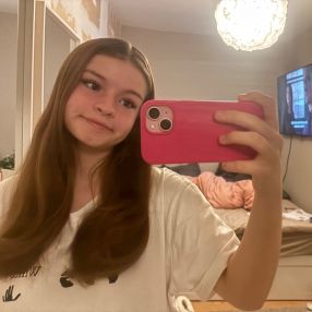 Maja, Babysitter in Kastrup