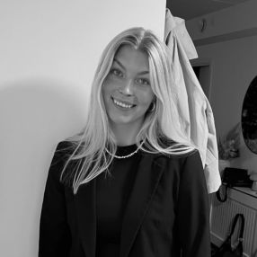 Nikoline, Babysitter i København