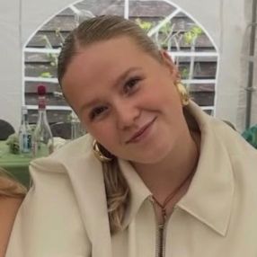 Andrea, Babysitter i Roskilde