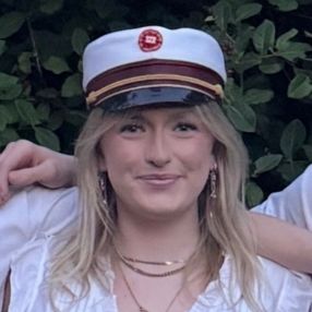Kathrine, Babysitter i Store Heddinge