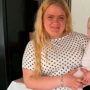 Zindy, Babysitter i Odense