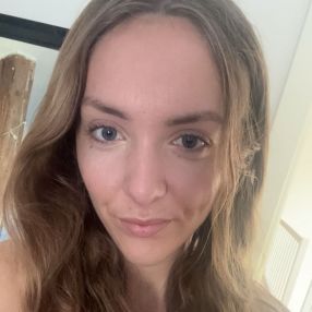 Lea, Babysitter in Vojens