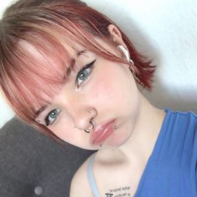 Holly Leo, Babysitter in Kerteminde