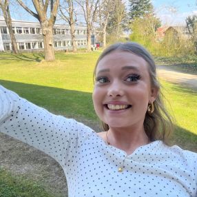 Annika, Babysitter i Herlev