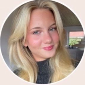 Laura, Babysitter i Aarhus