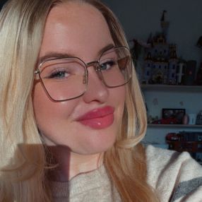 Maggie, Babysitter i København
