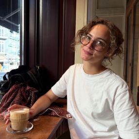 Frida, Babysitter i Aarhus
