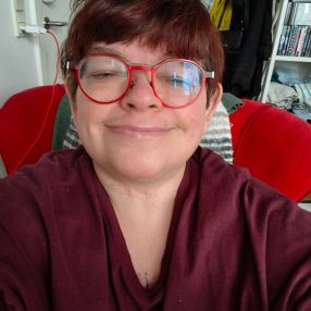 Emily, Babysitter i Solrød Strand