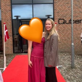 Laura, Babysitter i Ringsted