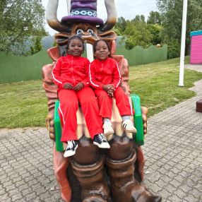 Akon, Familie i Ringsted