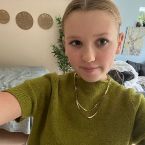 Lucca, Babysitter i Værløse