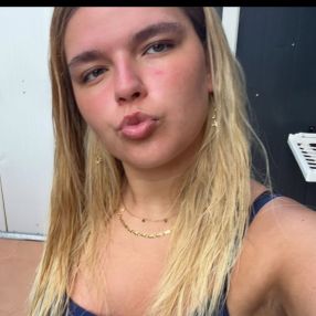 Aviaya, Babysitter i Horsens