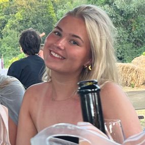 Smilla, Babysitter i Greve