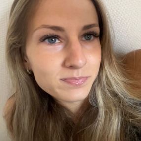 Orinta, Babysitter i Frederikshavn