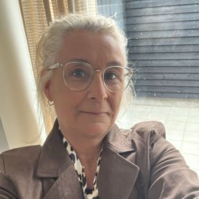 Linda, Babysitter i Hedensted