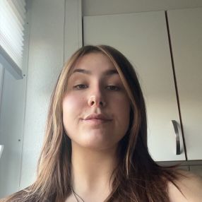 Melizza, Babysitter i Odense