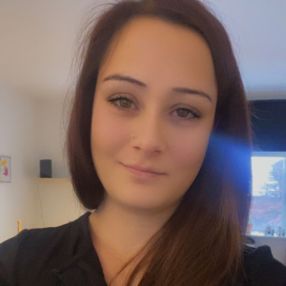 Alexandra, Babysitter i Ringe