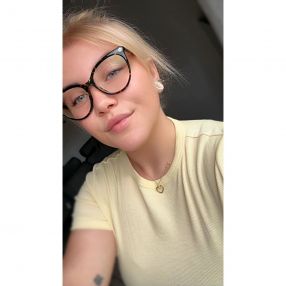 Cecilie, Babysitter i Sønder-Omme