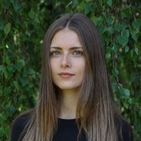 Laura, Babysitter i Holbæk