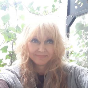 Emilia, Babysitter i Aarhus